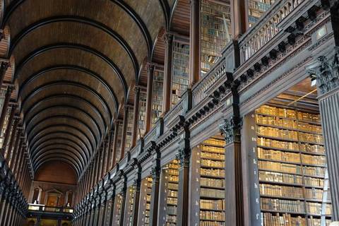 La bibliothèque de Trinity College à Dublin